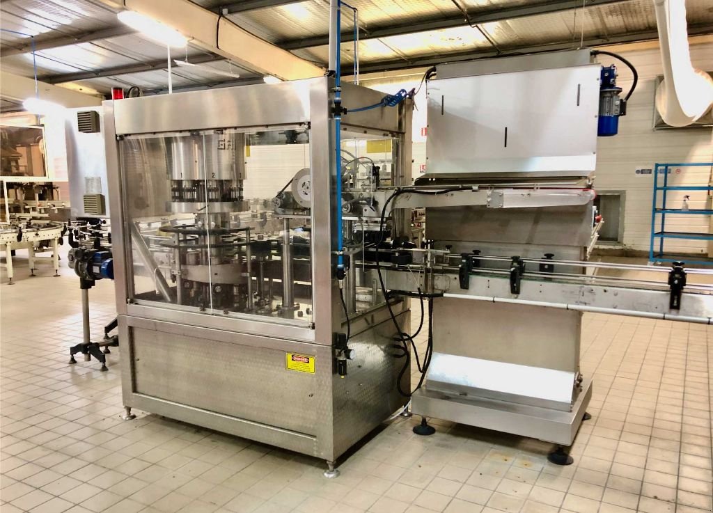 Traubenpresse tipa GAI | Capsuleuse, sertisseuse -  6000 Bt/h, Gebrauchtmaschine u Monteux (Slika 8)